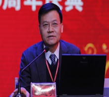 中國科學院院士、西北生態環境資源研究院常務副院長、我國著名寒區土木工程專家、博士生導師賴遠明教授就“寒區道路熱學特性分析方法和凍害防治技術”?與嘉賓、校友和師生分享了自己獨特的見解